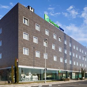 Holiday Inn Express Pamplona, An Ihg Hotel